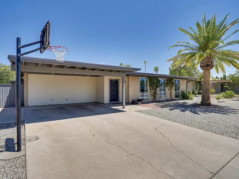 7621 E Waverly St — Photo 31