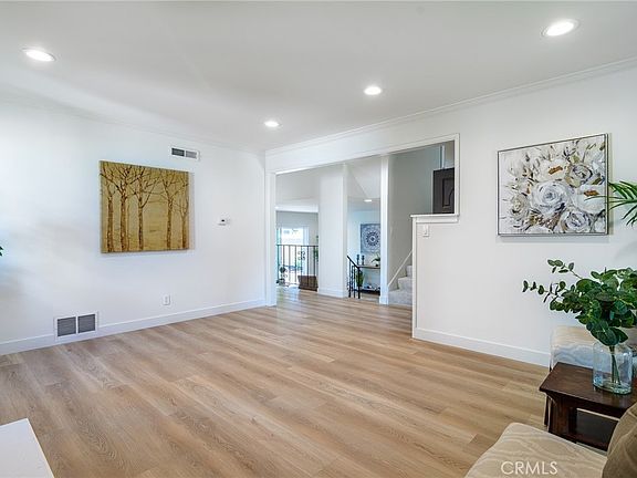 4th image of 6851 Reefton Ave