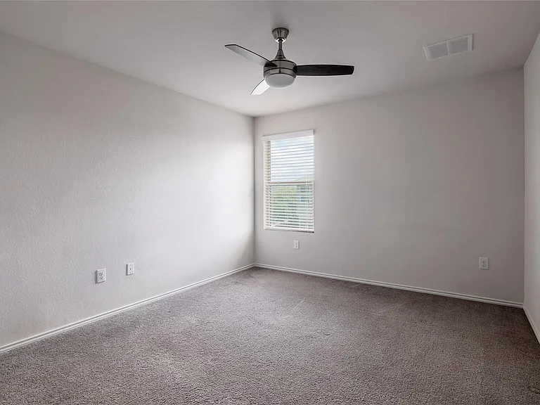5700 Eden Dr — Photo 23