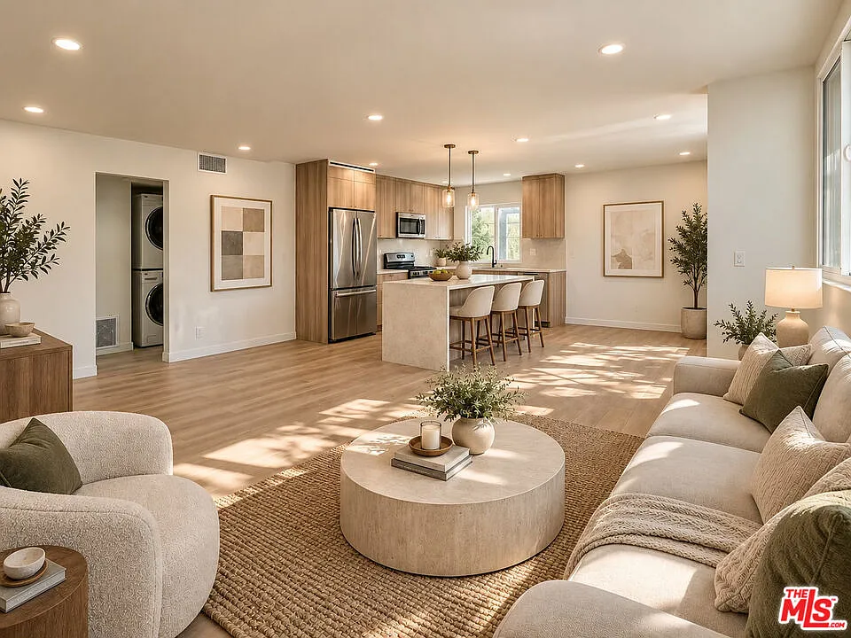 1 bed, 1.0 bath, $3,600 — Photo 3