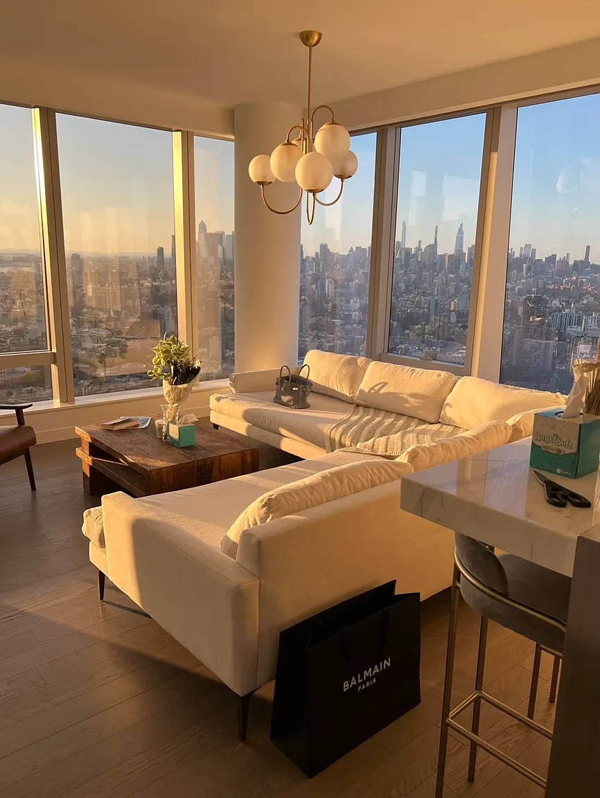 1 Manhattan Sq Unit 50K photo 1