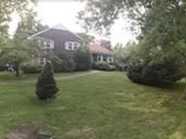 373 Manor Road image 1 of 2