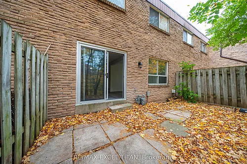 1285 White Oaks Blvd Photo 1