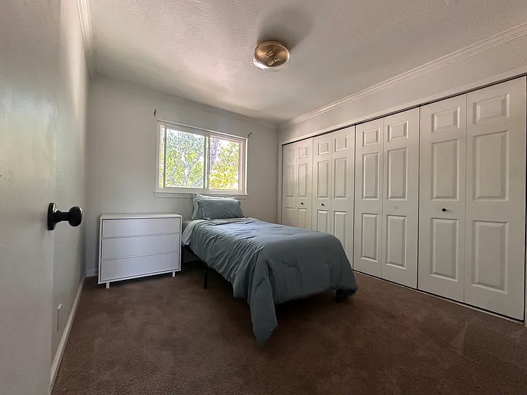 1394 Palm St #12 — Photo 7