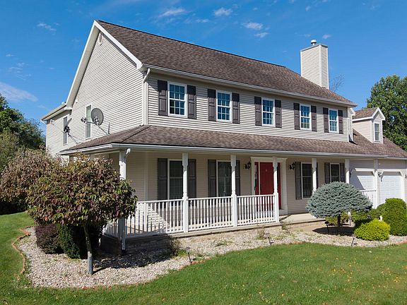 3rd image of 34 Kara Ln