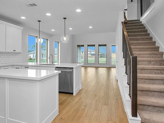 3rd image of 15903 Peachy Palm Ct