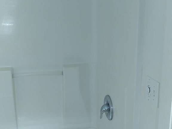 2nd image of 779 Glasgow Ave