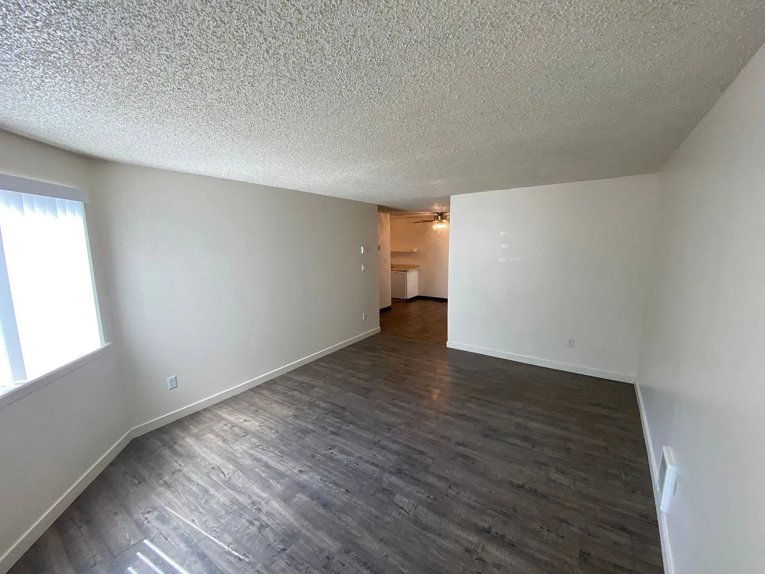 2 bed, 1.0 bath, 825 sqft, $1,145 — Photo 4