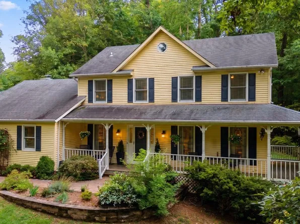 5317 Forrest Ct, Warrenton, VA 20187