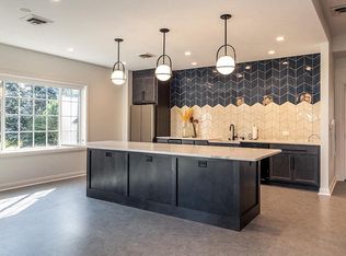 Lakeside Village Apartment Homes, Lincoln, NE 68528