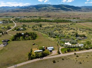 25 Emigrant Meadows Rd, Emigrant, MT 59065