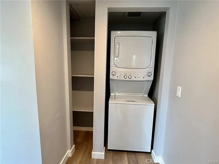 1401 Crestridge Dr — Photo 17