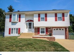 35 Avery Dr, Williamstown, NJ 08094