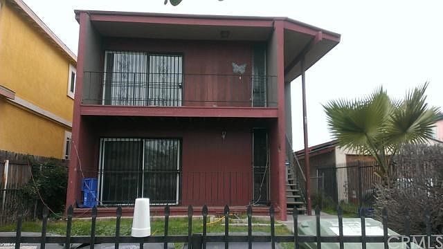 1st image of 1113 E 113th St