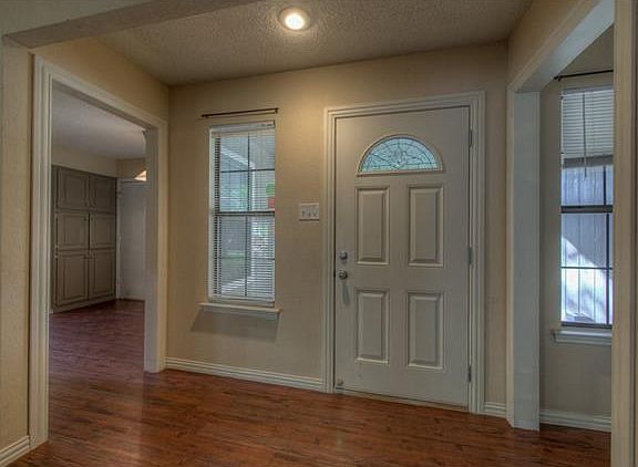4th image of 1708 Hermitage Dr