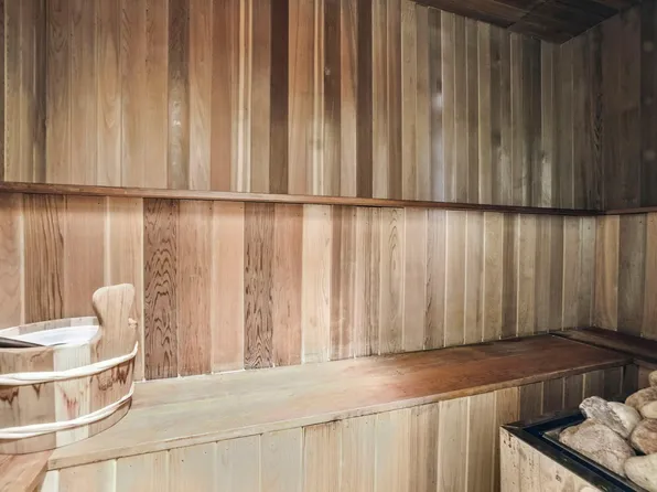 77-16 Kew Forest Lane image 35 of 41