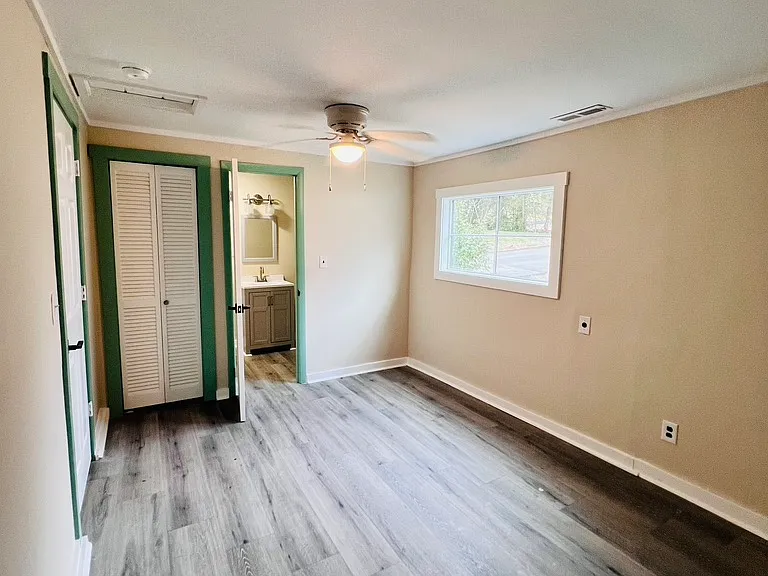 501 Vine St — Photo 7