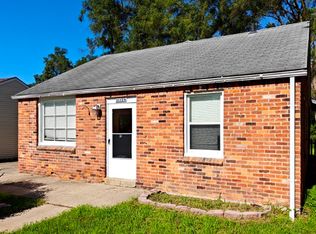 21129 Rensselaer St, Farmington Hills, MI 48336