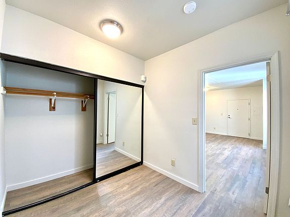 5th image of 521-527 3rd St #304