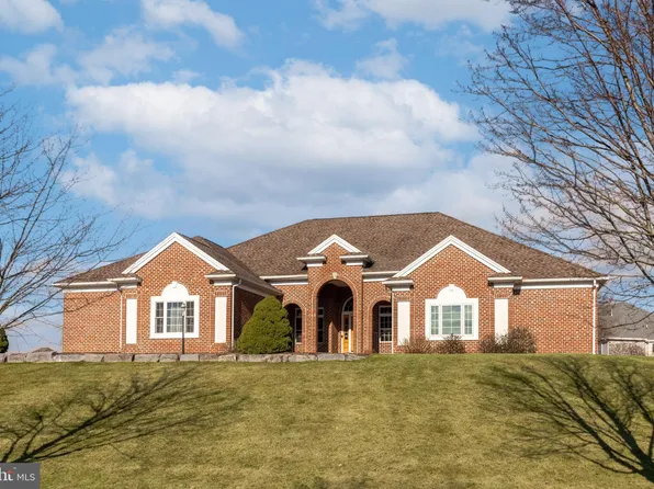 483 Hunter Ave, State College, PA 16801