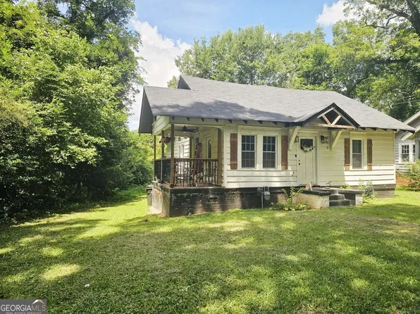 603 Avenue F, West Point, GA 31833