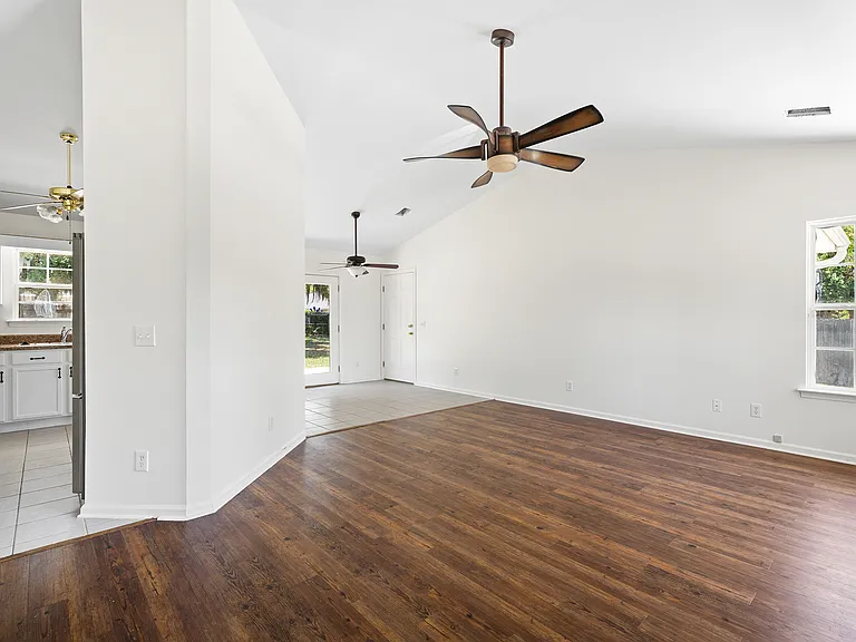 47 Southern Magnolia Dr — Photo 8