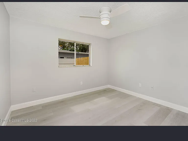 1315 Paul St — Photo 3