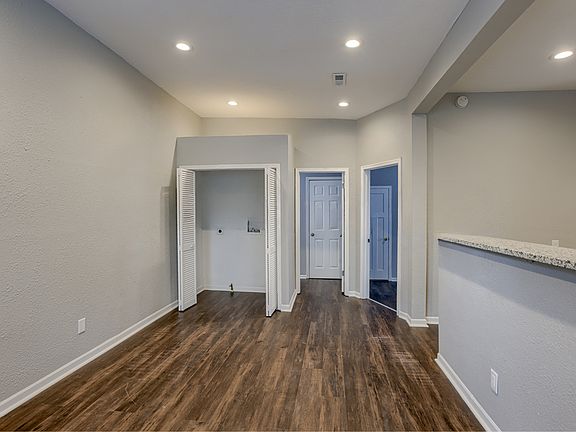 5th image of 2233 S 20th St APT 4