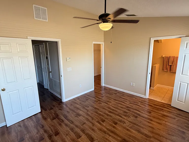 9109 Oak Fern Dr — Photo 17