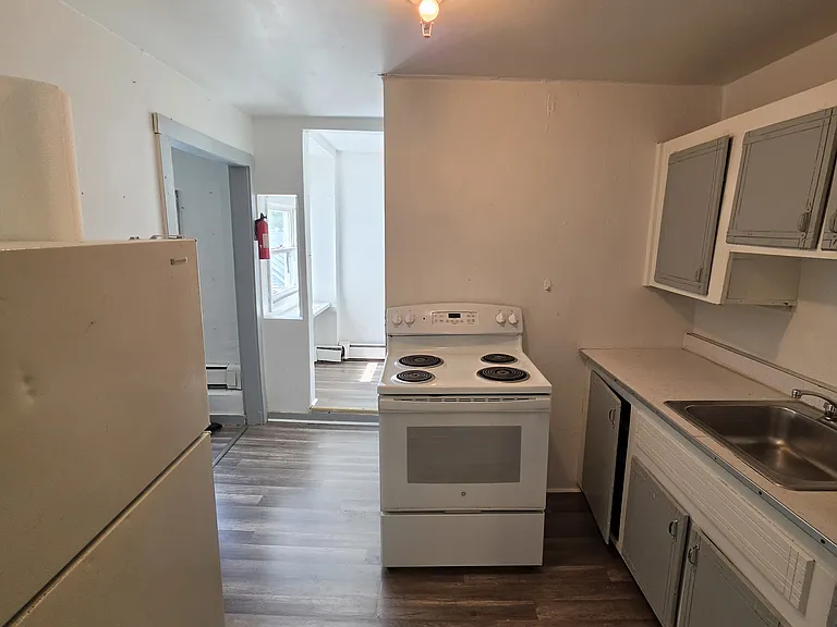 3 Olney Rd #4 — Photo 3