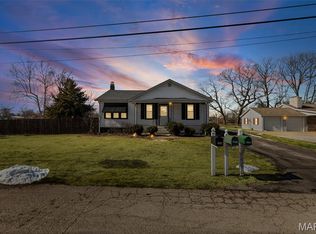 3949 Lake St, Granite City, IL 62040