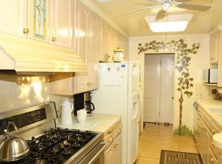 1009 Vista Way, Oceanside, CA 92054