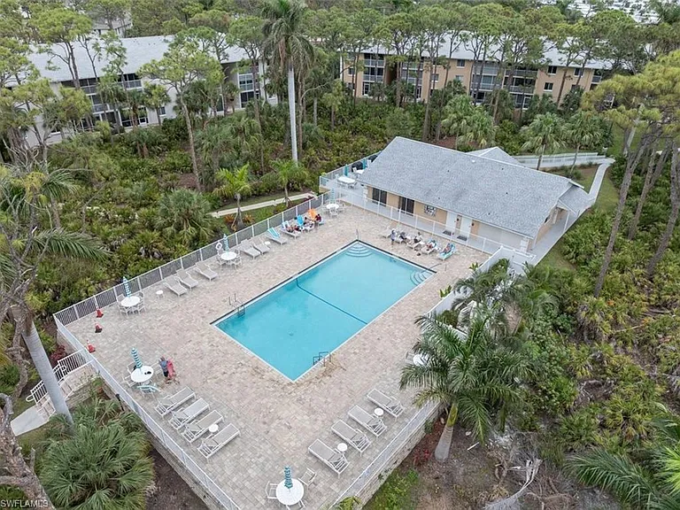 3051 Sandpiper Bay Cir #I304 — Photo 5
