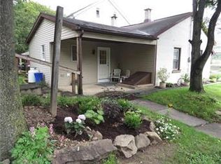 897 Mauch Chunk Rd, Palmerton, PA 18071