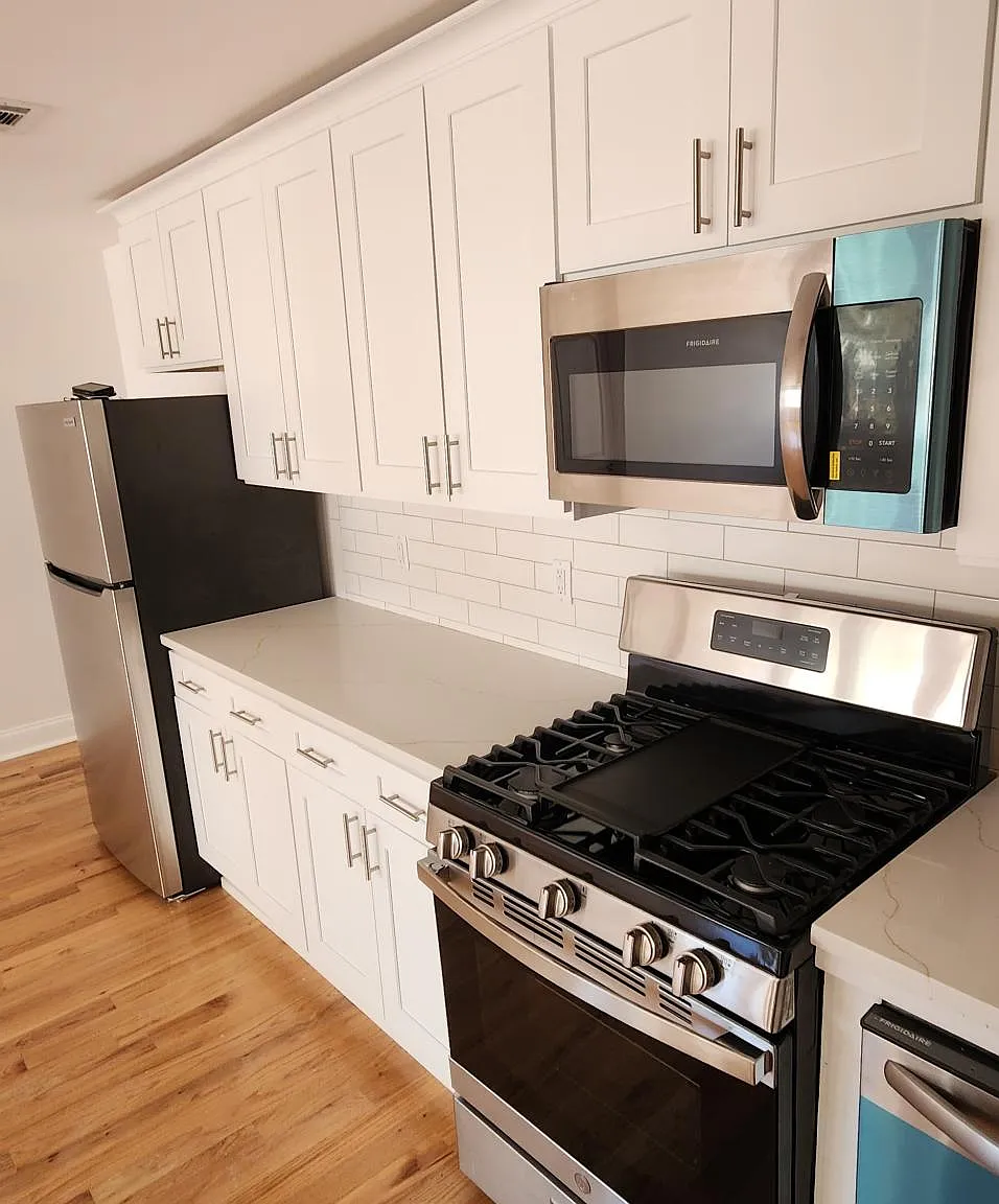 5 Poplar St — Photo 2