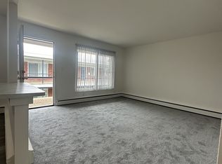 28721 Jefferson Ave APT 103, Saint Clair Shores, MI 48081