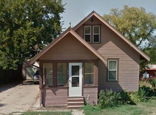 516 5th St SW, Minot, ND 58701