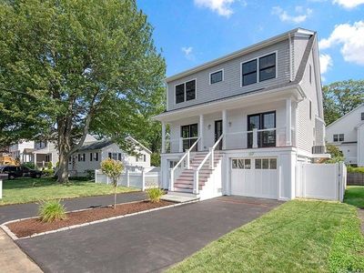 133 Longdean Rd, Fairfield, CT, 06824