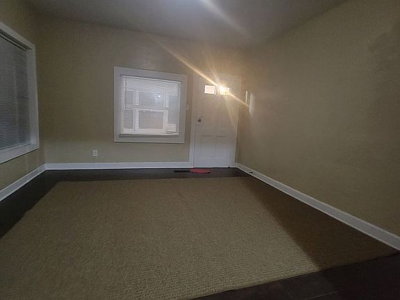 2nd image of 1134 W 31st St