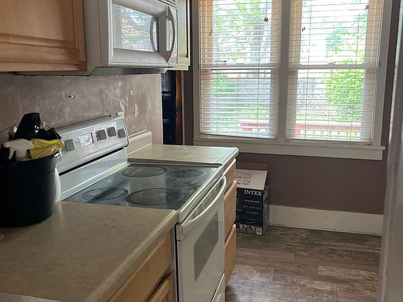 4th image of 909 W Hanssler Pl