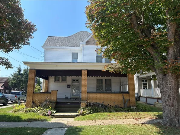 201 Arthur Ave, Scottdale, PA 15683