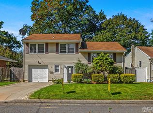 144 Redwood Ave, Edison, NJ 08817
