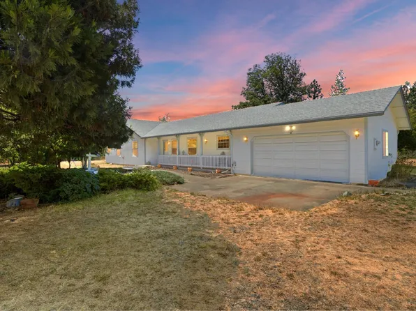 4760 Lake Shore Dr, Selma, OR 97538