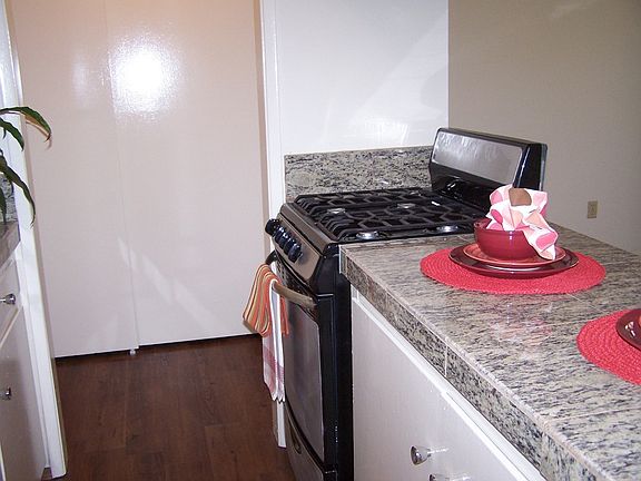 3rd image of 8276 Orchard Ave APT G