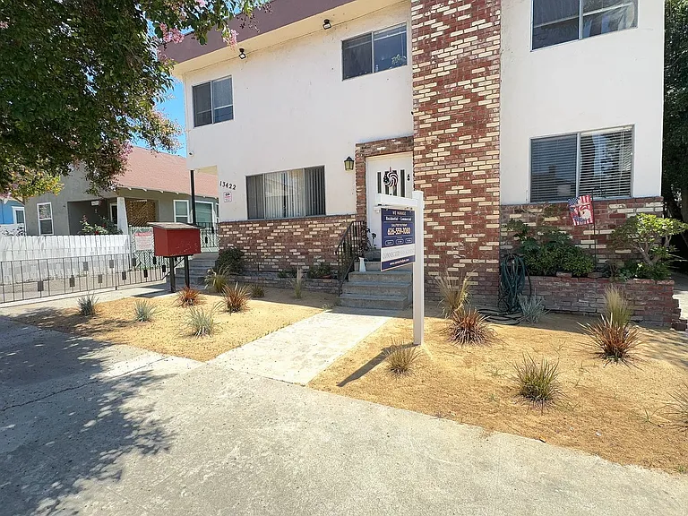 13422 Camilla St — Photo 36
