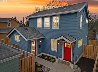 3923 SE 76th Ave #C, Portland, OR 97206