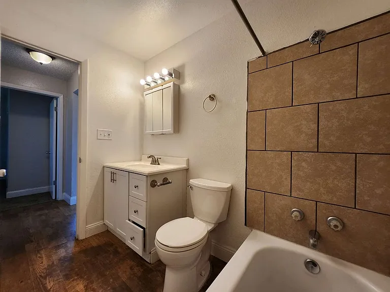 4420 Loomis Ave #4 — Photo 19