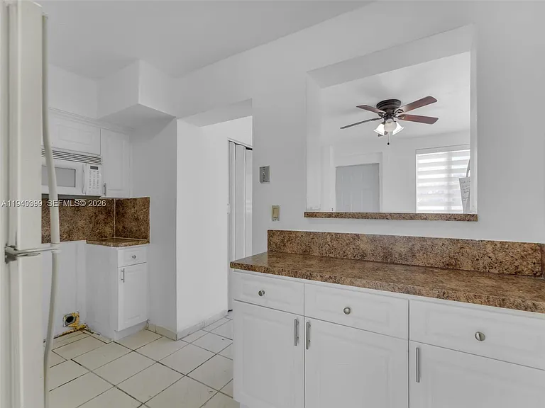 1811 SW 97th Ter #2 — Photo 14