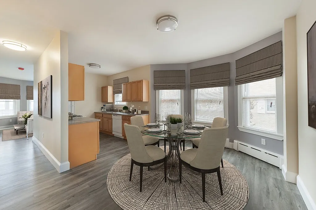 1 bed, 1.0 bath, $2,100 — Photo 2