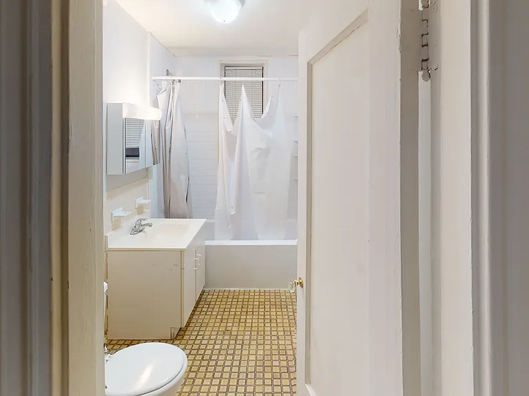 466 Commonwealth Ave #406 — Photo 7